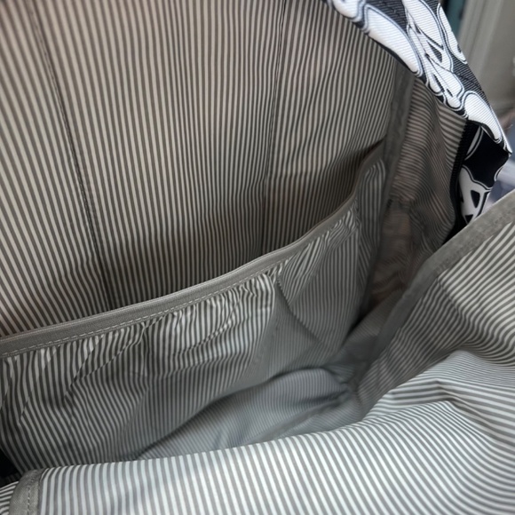 NWT *Authentic* LOUNGEFLY Disney Star Wars Stormtroopers Print Backpack - Picture 6 of 12